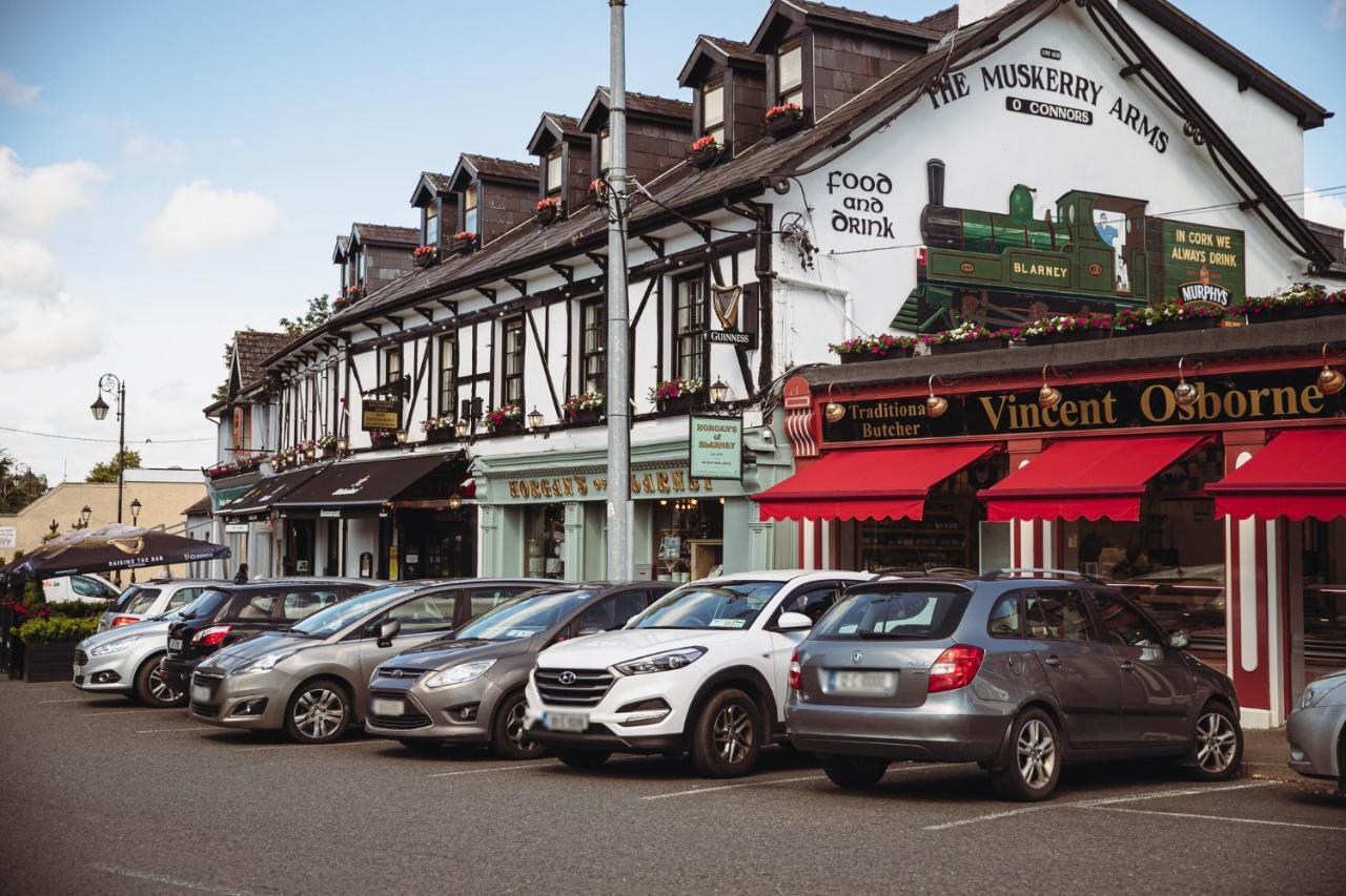 Muskerry Arms Bar And B&B Blarney Esterno foto