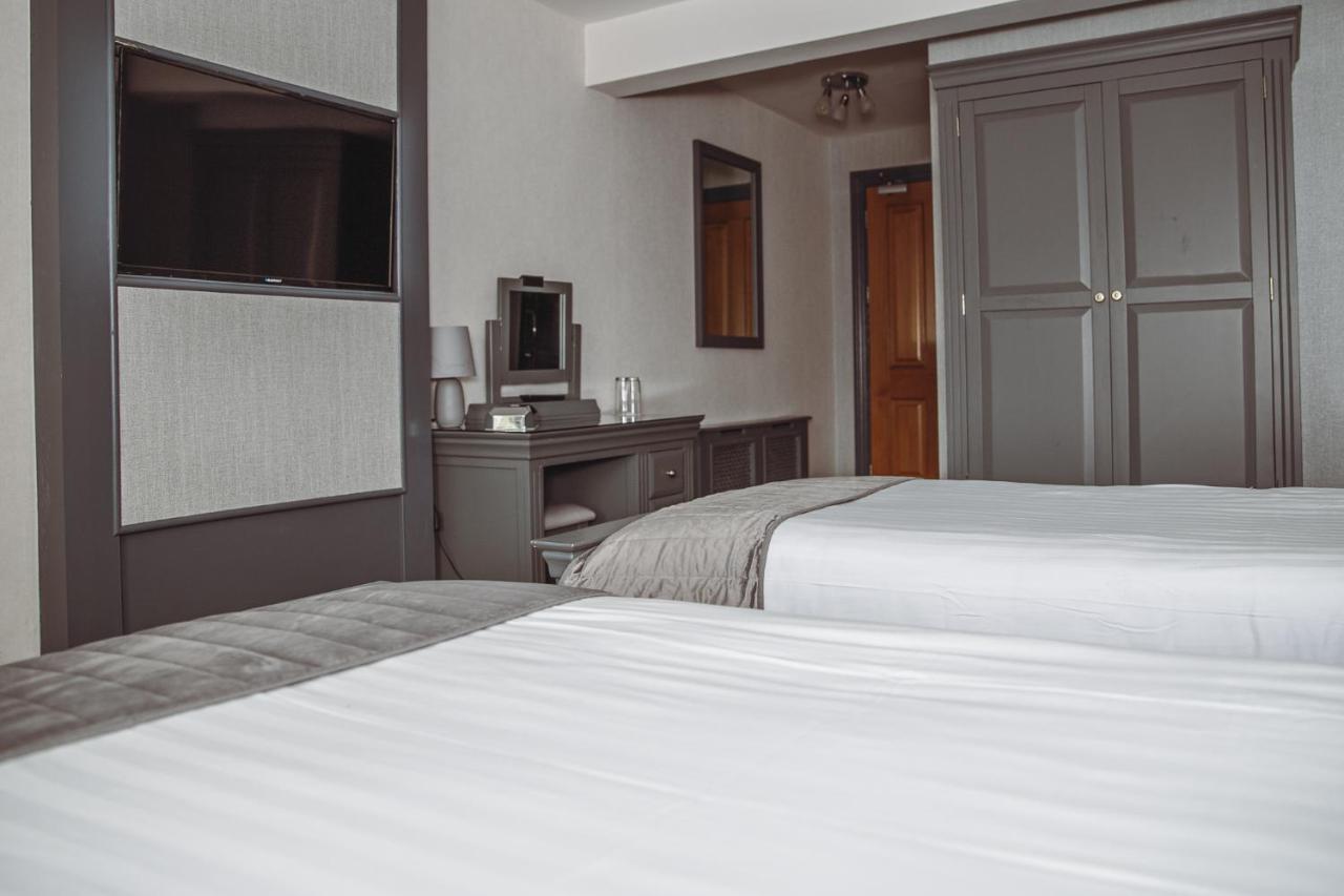 Muskerry Arms Bar And B&B Blarney Esterno foto