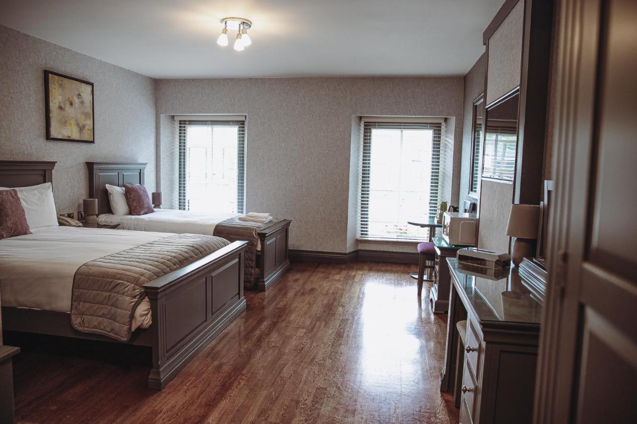 Muskerry Arms Bar And B&B Blarney Esterno foto