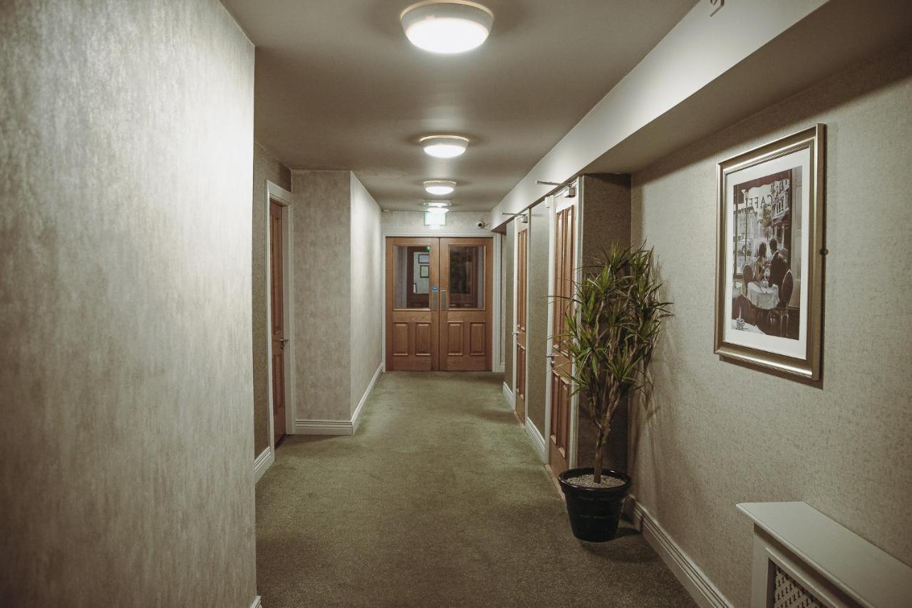 Muskerry Arms Bar And B&B Blarney Esterno foto
